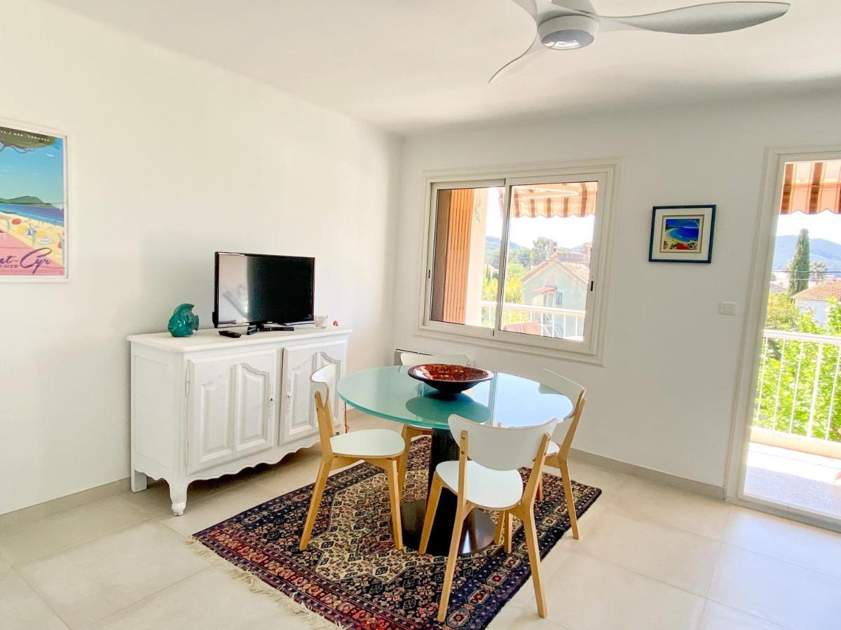 Appartement La Fregate Avec Terrasse A 100M De La Plage Saint-Cyr-sur-Mer Bagian luar foto