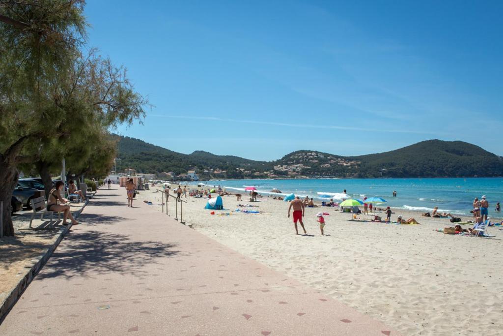 Appartement La Fregate Avec Terrasse A 100M De La Plage Saint-Cyr-sur-Mer Bagian luar foto